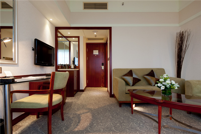 Guest Rooms and Suites Offer 
